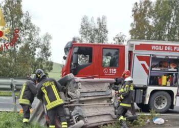 Incidente, violento tamponamento sull'autostrada Palermo-Catania: morta una donna