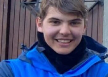 “Stai tranquilla, sono caduto dagli sci”: l’ultima chiamata alla mamma di Marco, morto a 18 anni