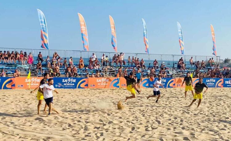 Sabbie di Sicilia 2025 a Donnalucata: finale regionale di Beach Soccer