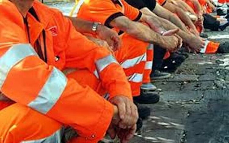 Modica e lo sciopero revocato dei netturbini, il sindaco: dialogo e rispetto reciproco per trovare soluzioni