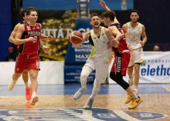 Virtus Ragusa esce sul rettilineo finale e brucia la resistenza di Piacenza