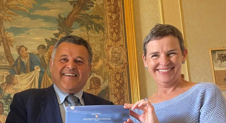 Sottosegretaria inglese all'ambiente ospite a Scicli