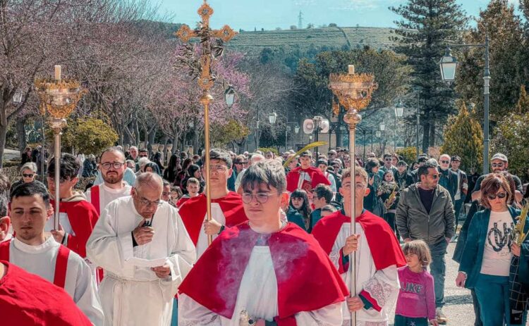 La domenica delle palme da' il via ai riti della settimana santa nella citta' antica di Ragusa