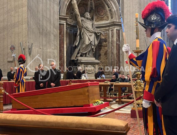 Addio a Papa Francesco: oggi i funerali a San Pietro