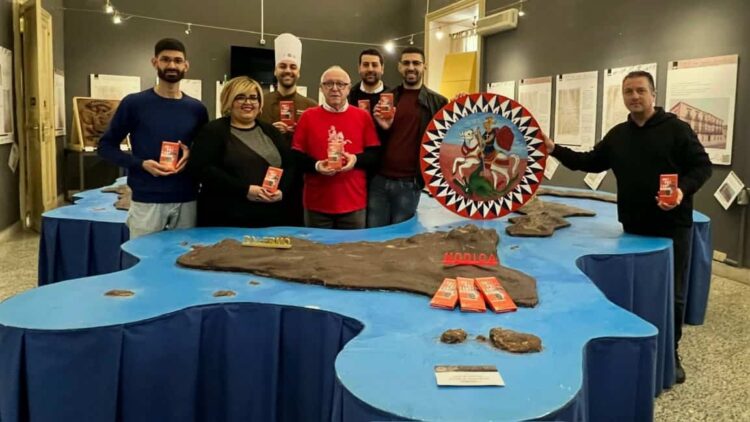 Una barretta di cioccolato di Modica Igp dedicata a San Giorgio