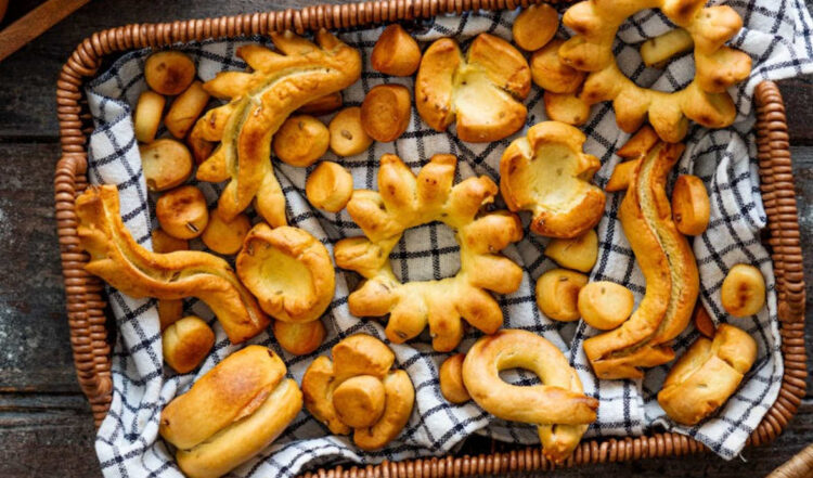 Ragusa, i Viscuotti Scaurati ri Pasqua, ricetta tradizionale ragusana