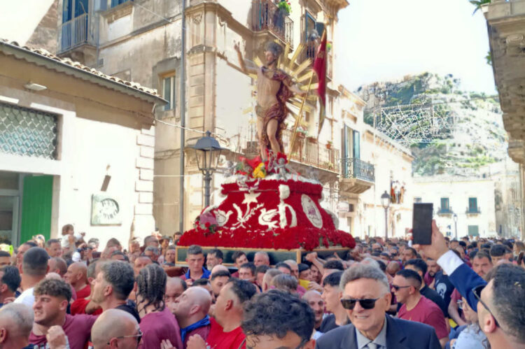 La Pasqua a Scicli è pazza di Gioia!