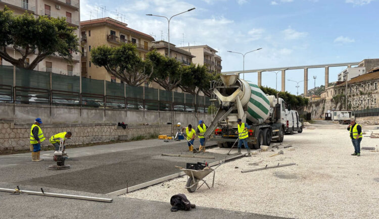 Modica, un polmone verde in viale Medaglie d'oro