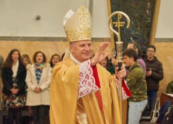 Gli auguri per una Santa Pasqua di mons. Francesco Lomanto