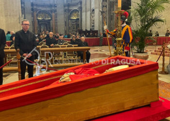 Morte Papa Francesco: 5 giorni di lutto nazionale