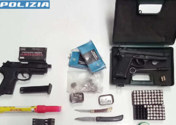 Ispica, sequestrate armi e stupefacente: scattane denunce e arresti
