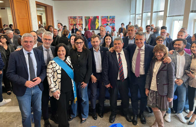 Ragusa, passaggio di consegna a palazzo della Provincia: da Valenti a Schembari