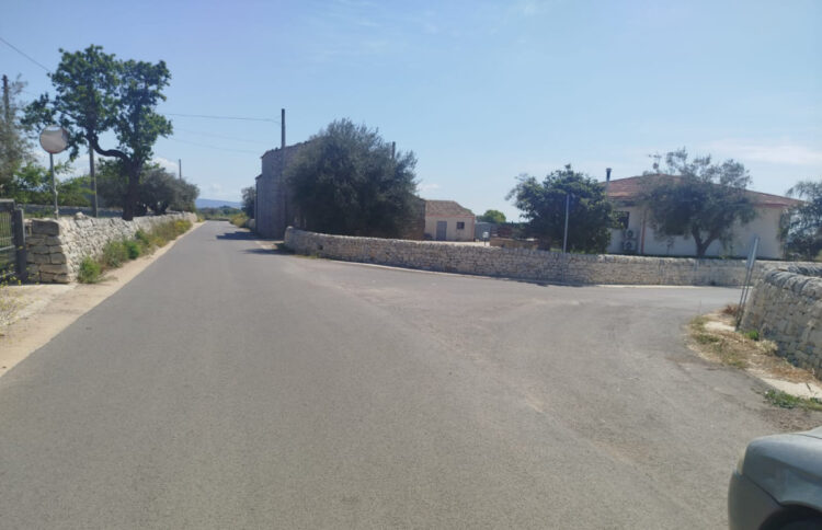 Ripavimentate oltre 5 km di strade rurali in provincia di Ragusa