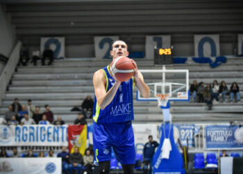 La Virtus Ragusa sbanda dopo l’intervallo, Piombino si aggiudica gara-1