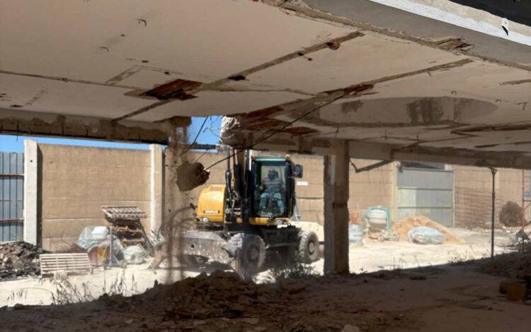 Modica, demolito il corpo C degli spogliatoi al Pietro Scollo