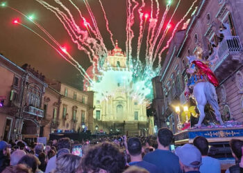 San Giorgio a Ragusa, una folla di devoti e fedeli
