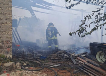 Incendi oggi nel Ragusano: fuoco fra Vittoria, Scoglitti, Comiso e Acate