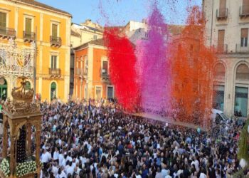 Comiso, il cuore dei comisani ha riabbracciato Maria Santissima Addolorata