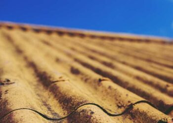 Contributo a fondo perduto per rimozione e smaltimento amianto: come averlo