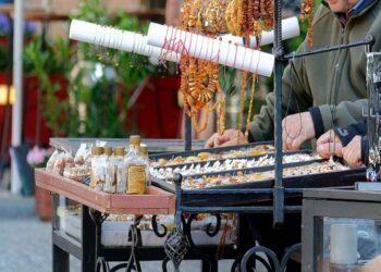 Mercatini e fiere locali: il fascino delle piccole cose ben confezionate