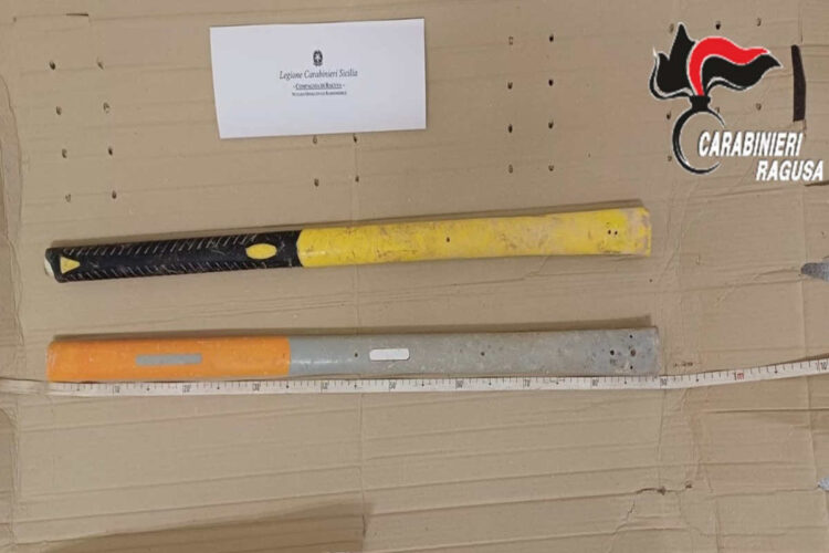 Ragusa, colpisce ripetutamente connazionale alla testa con un bastone: fermato albanese per tentato omicidio