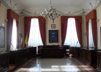 Pozzallo, Consiglio comunale boccia variazione Bilancio: a rischio fondi per Raganzino