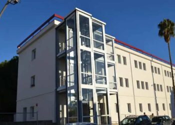 Vittoria: l'ascensore dei servizi sociali, un'inaccettabile omissione che esclude le fasce più deboli