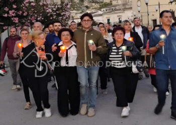 Scicli, fiaccolata in ricordo di Peppe Ottaviano un anno dopo l'omicidio