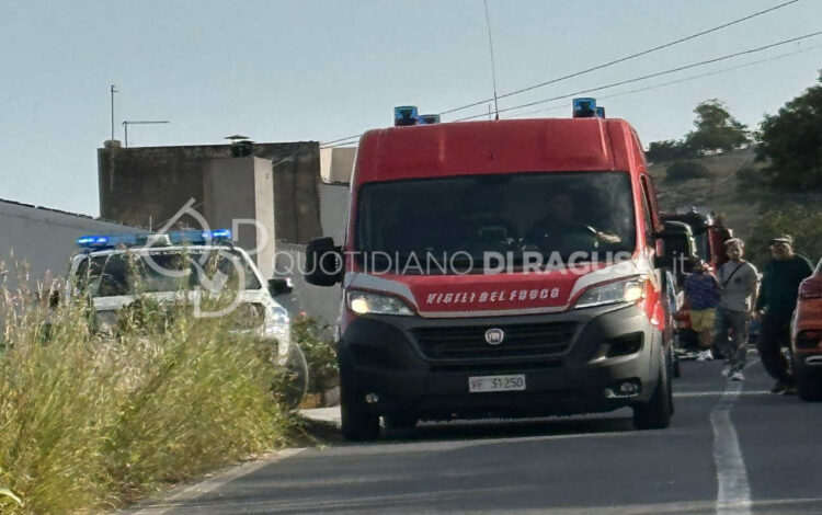 Incidente Scicli, si ribalta con l'auto e vola in un cortile