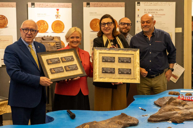 Delegazione piattaforma IGCAT per Sicilia regione gastronomica europea in visita al museo del cioccolato di Modica