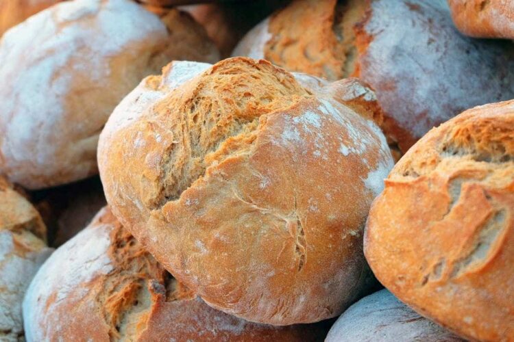 Dieta senza pane e sena pasta: funziona davvero per dimagrire?