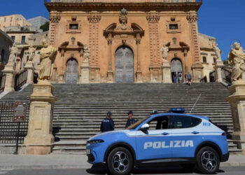 Modica, Polizia arresta ladro d'appartamento
