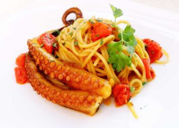 Dieta Mediterranea, la dieta più salutare di sempre: menù settimanale