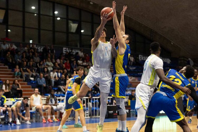 Passa Piombino, la Virtus Ragusa si giocherà la salvezza al secondo turno