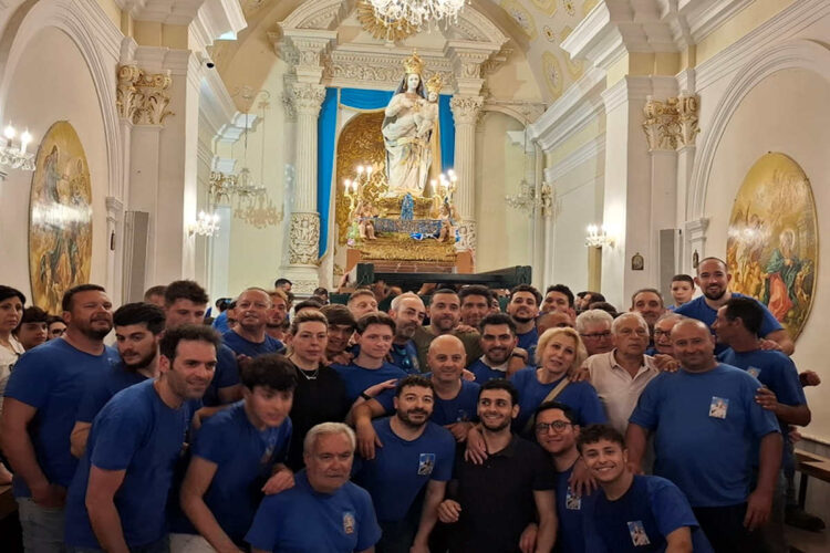Maria SS. delle Grazie a Chiaramonte Gulfi, ieri sera il rientro del simulacro