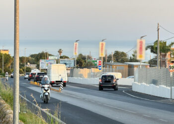 Quel tratto di strada sull'ex sp 25 Ragusa Mare è ormai critico