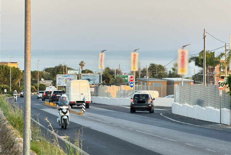 Quel tratto di strada sull'ex sp 25 Ragusa Mare è ormai critico