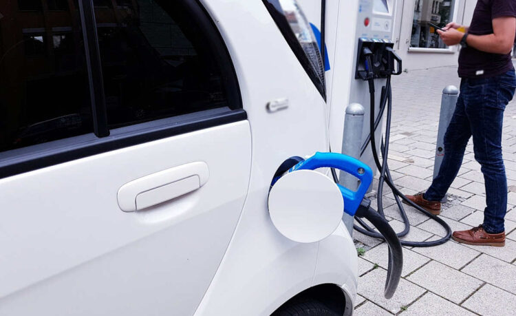 Bonus auto: fino a 11.000 euro per cambiare auto