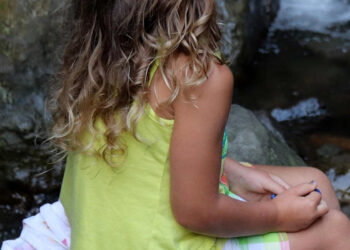 Modica, tenta di adescare una ragazzina durante il grest estivo