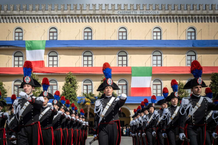 Concorso per 4.918 allievi carabinieri: come fare domanda