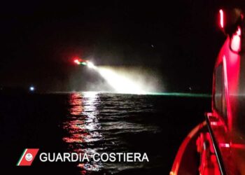 Uomo disperso nel mare tra Cava D'Aliga e Bruca: ricerche ancora in corso