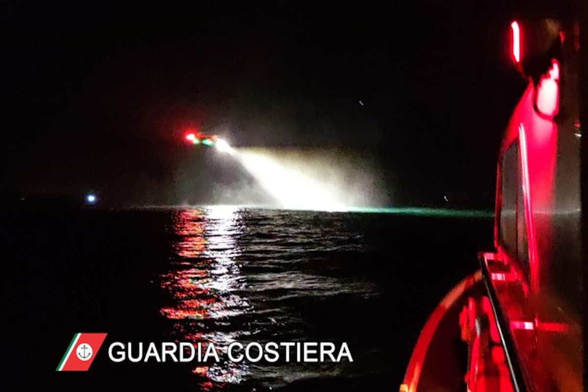 Uomo disperso nel mare tra Cava D’Aliga e Bruca: ricerche ancora in corso