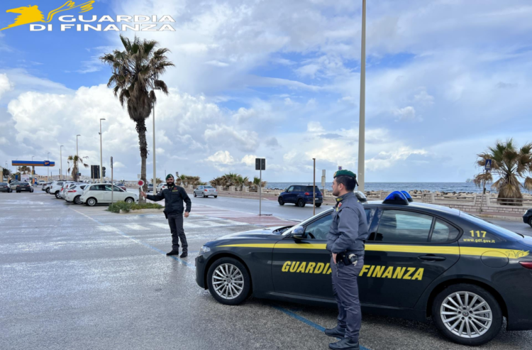Trapani: sequestrati oltre 20.000 prodotti non conformi agli standard minimi di sicurezza
