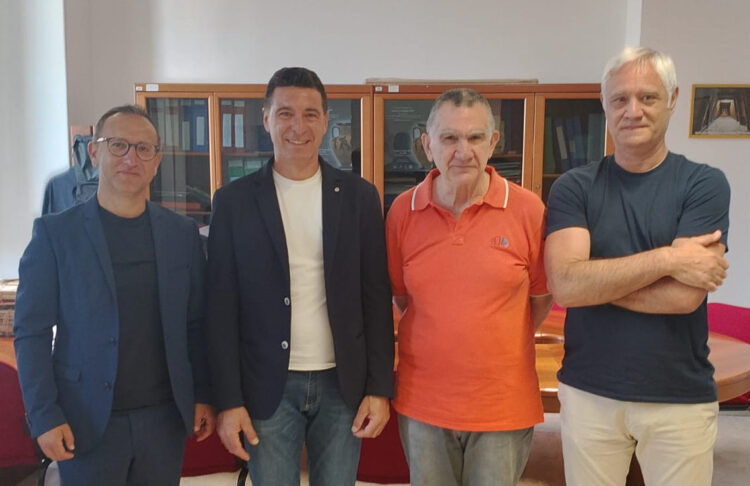 Ragusa, confronto su utilizzo materiale inerte dei massi di roccia erranti