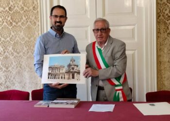 Lorys Fichera premiato a Ragusani nel Mondo, ricevuto dal Sindaco di Vittoria