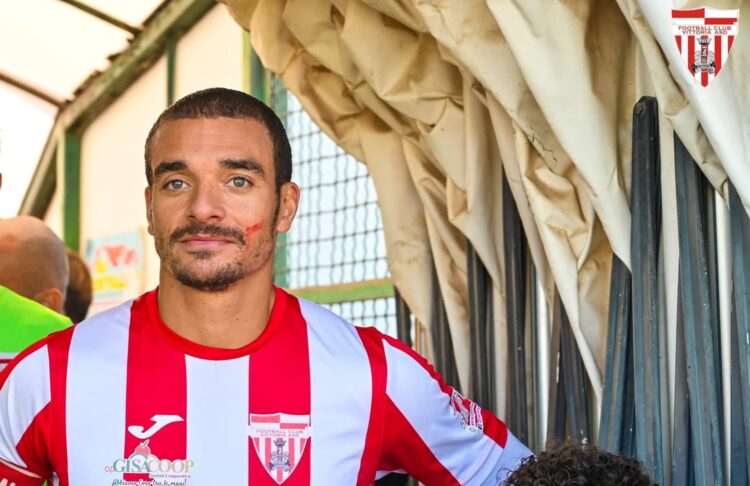 Giuseppe Sferrazza resta al suo posto: il cuore del capitano batte ancora per il Vittoria