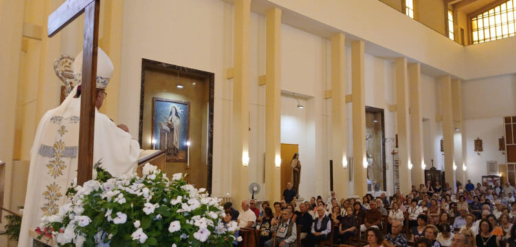 Madonna del Carmine a Ragusa, numerosi i devoti e i fedeli