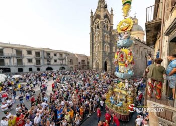 Randazzo, arte, storia e simboli religiosi della Vara in un evento culturale d'eccezione