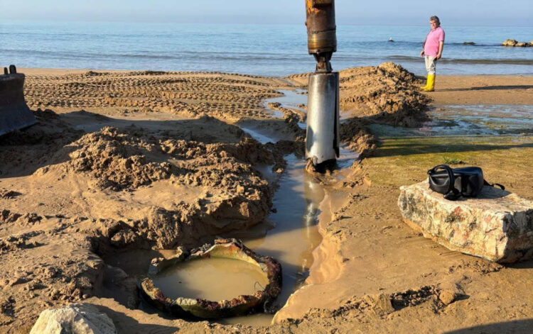 Donnalucata, bonifica al lido Micenci