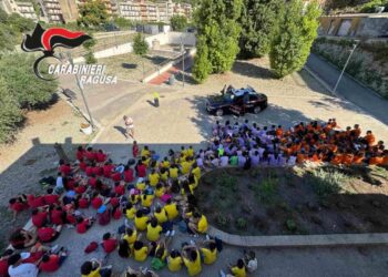 Modica: l'Arma dei Carabinieri tra i giovani, l'incontro a Crisci Ranni